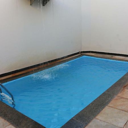 Monte Carlo Inn Montes Claros Eksteriør billede